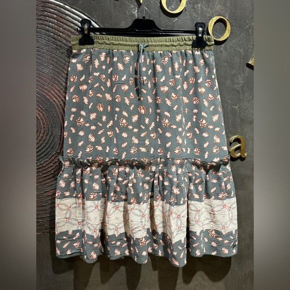 Diesel Dresses & Skirts - Diesel bohemian vintage A-Line Skirt with Leaf Pattern size 29